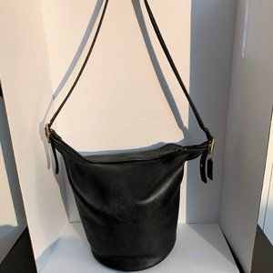 Vintage Coach Black Leather  XL Bucket Duffle/Feed Shoulder Bag # 9085 USA Made